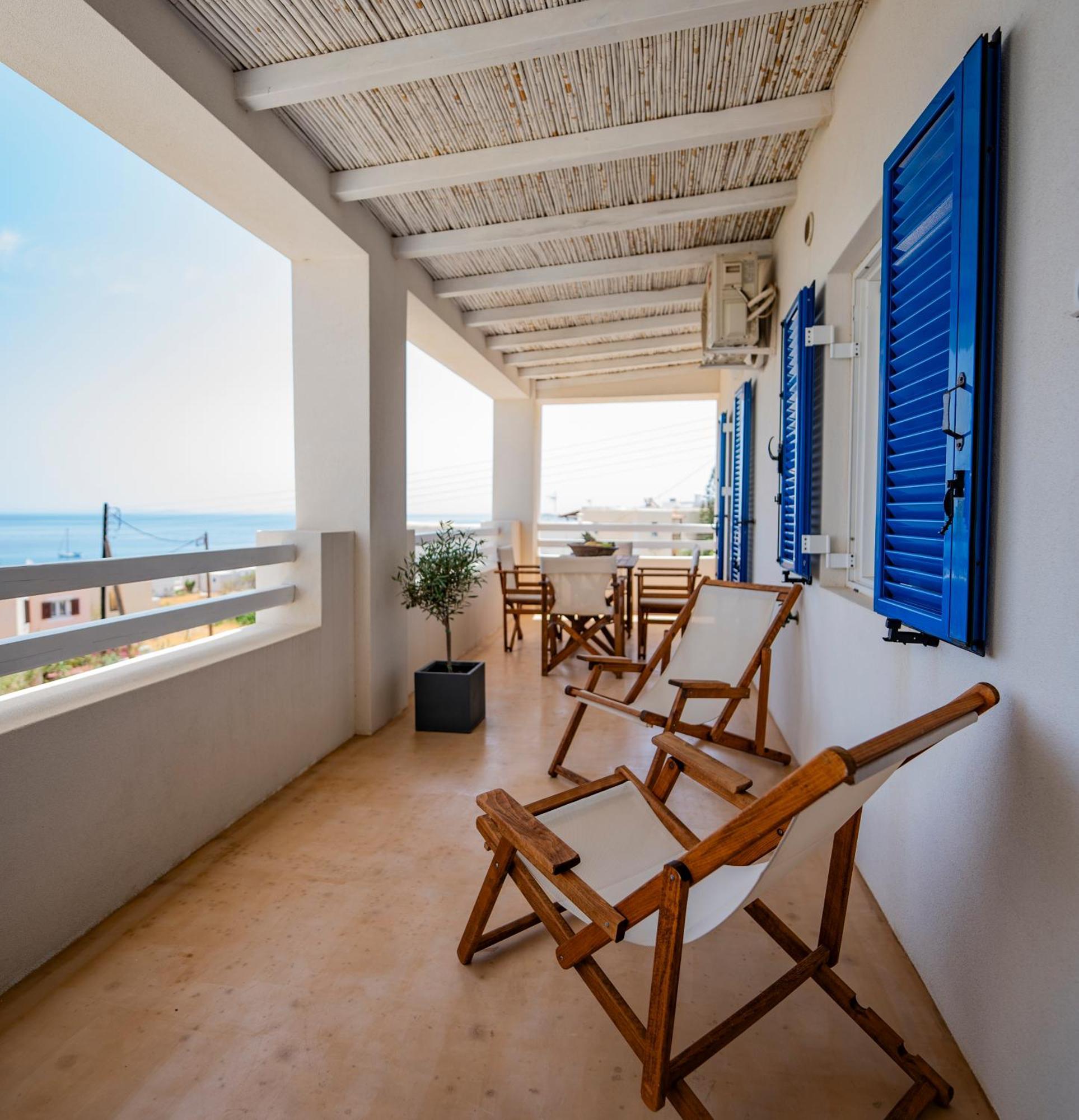 Ven Al Mar Apartment Azolimnos Syros Exterior photo